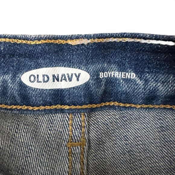 Old Navy ~Women’s Boyfriend Denim Dhorts ~ 3” inseam ~ size 2 ~ some distressing - Picture 4 of 7
